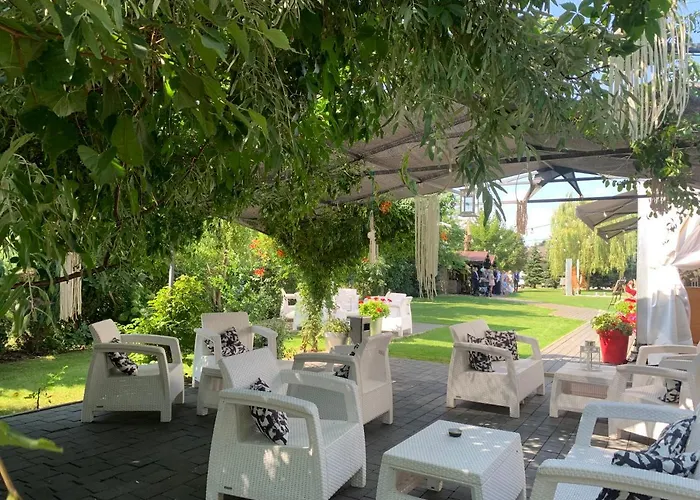 Kompleks Noclegowo-gastronomiczny Laguna 3* Niewiesze